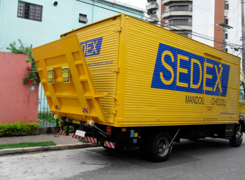 Plataforma Elevatória Hidráulica fabricada pela HIDRAUCAM