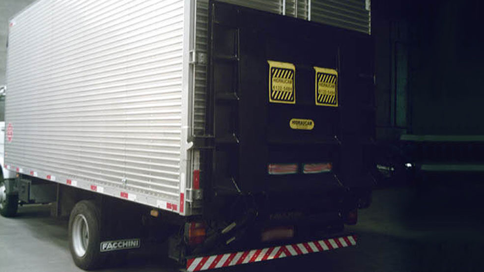 Plataforma Hidráulica HIDRAUCAM Plataforma Hidráulica Elevatória fabricada pela HIDRAUCAM