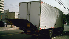 Plataforma Hidráulica Elevatória fabricada pela HIDRAUCAM