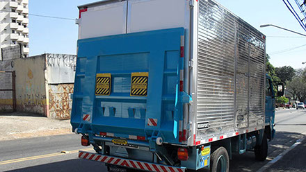 Plataforma Hidráulica Elevatória fabricada pela HIDRAUCAM