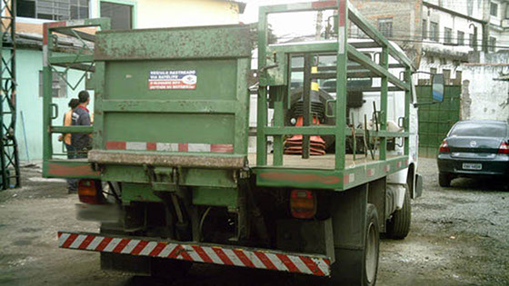 Plataforma Hidráulica Elevatória fabricada pela HIDRAUCAM