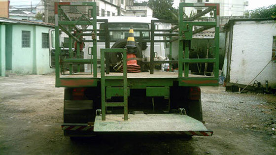 Plataforma Hidráulica Elevatória fabricada pela HIDRAUCAM